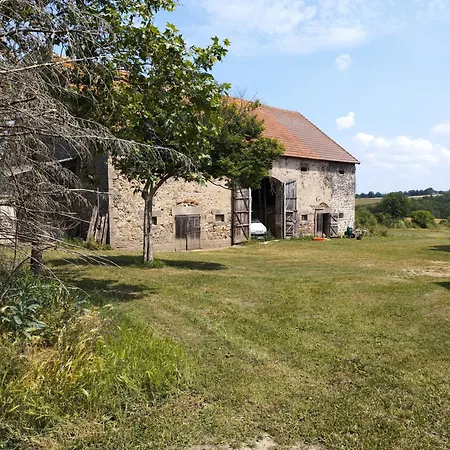 Apartment De L'ecurie De La Grange Du Theil *